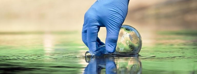 El papel de la bioindicación en el estudio de las aguas residuales urbanas.